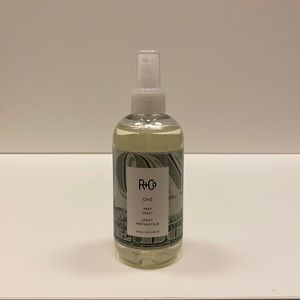 R+Co One Prep Spray